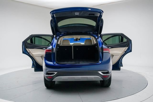 Used 2022 Buick Envision Essence w/ Safety Package image 21