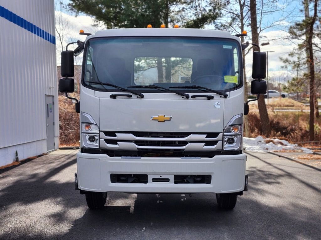 New 2026 Chevrolet Low Cab Forward 6500XD RWD image 8