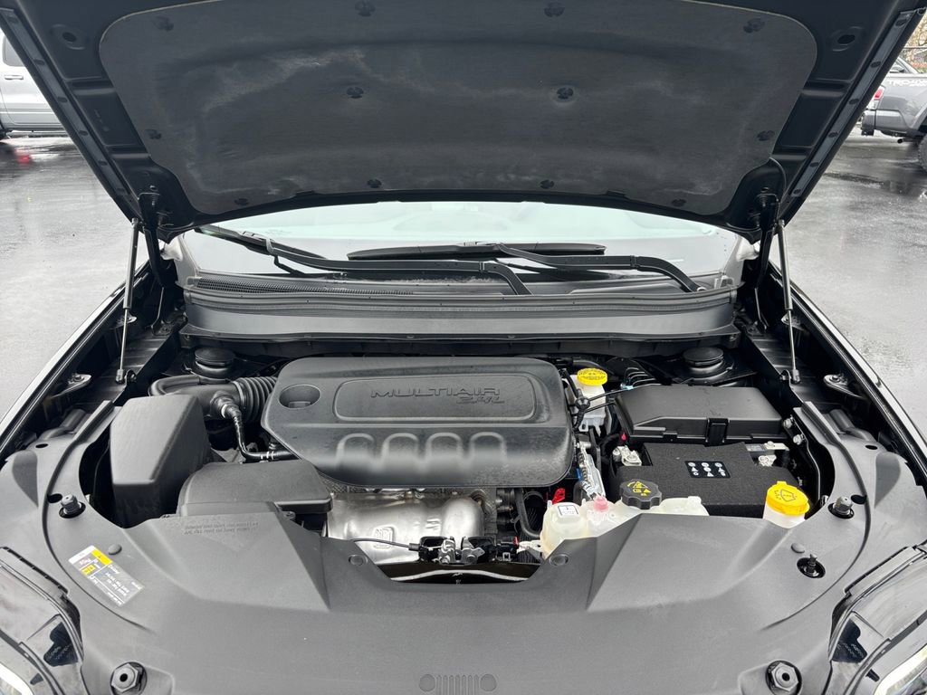 Used 2023 Jeep Cherokee Altitude Lux w/ Lux Elite Package image 30