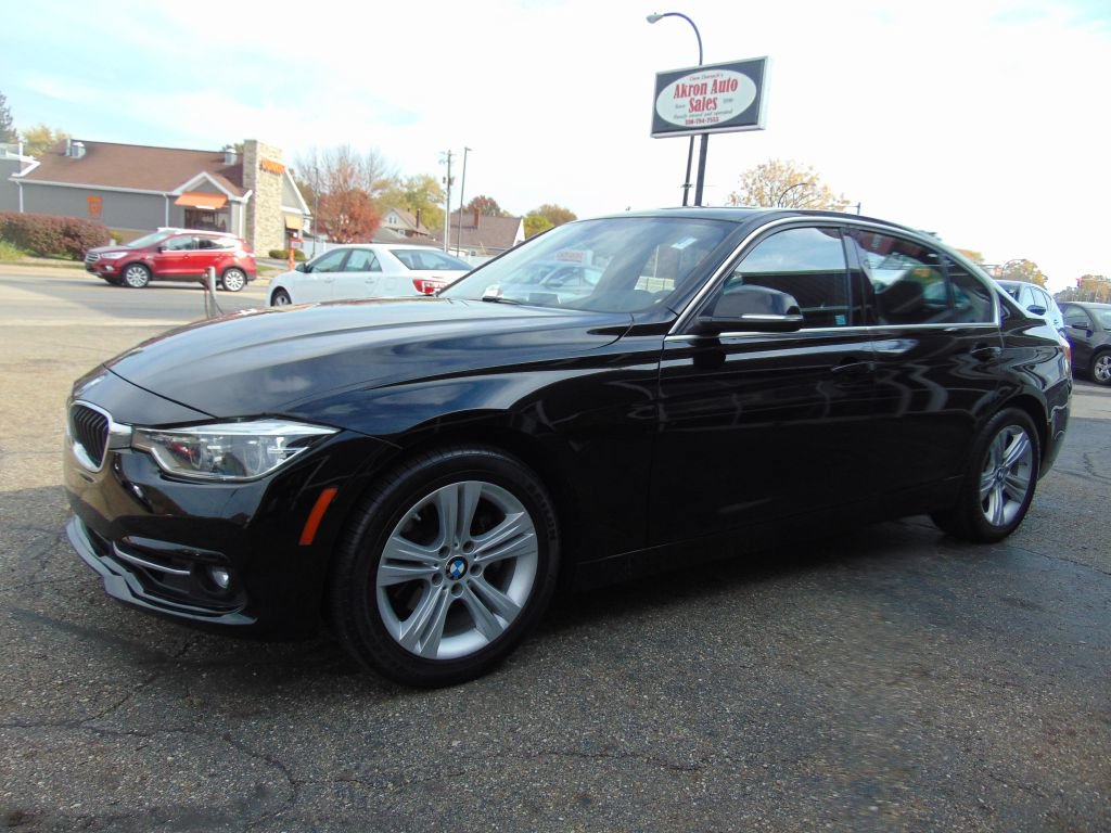 Used 2018 BMW 330i xDrive Sedan w/ Convenience Package AWD/4WD image 7