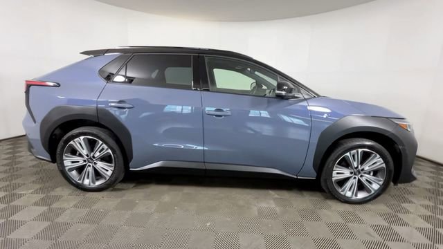 Used 2023 Subaru Solterra AWD image 3
