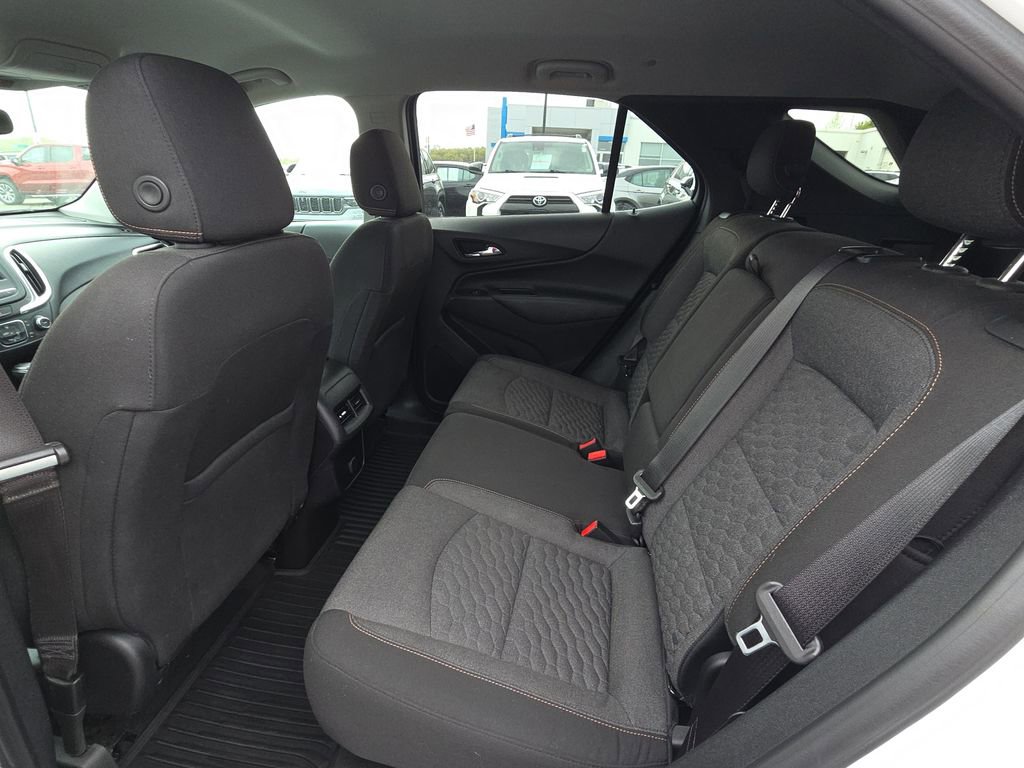 Used 2018 Chevrolet Equinox LT image 28