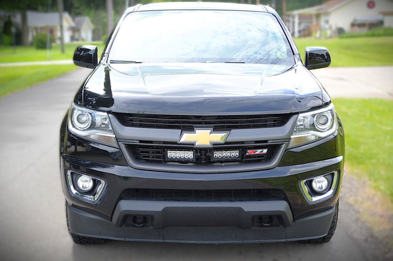 Used 2018 Chevrolet Colorado Z71 AWD/4WD image 2