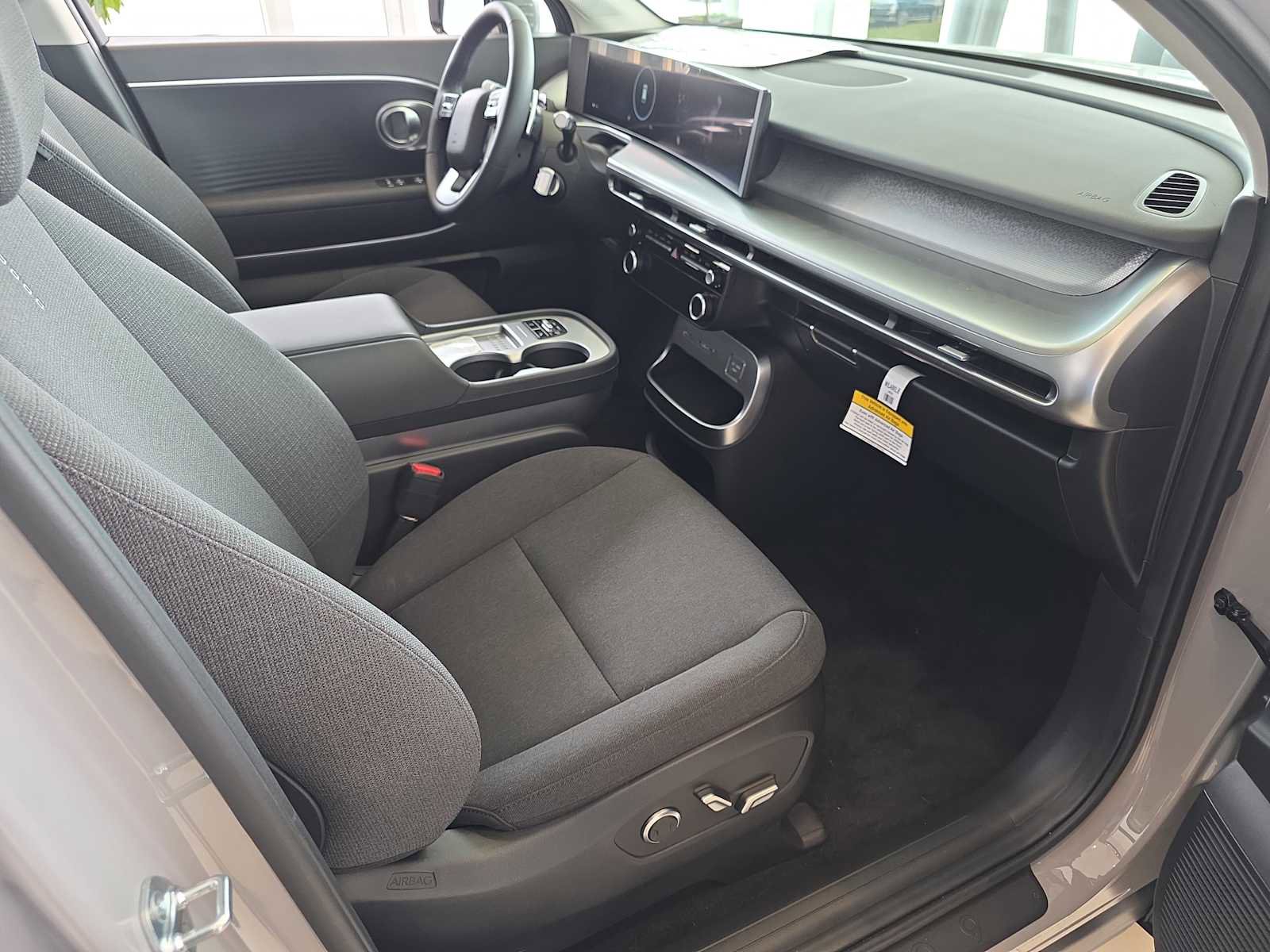 New 2026 Hyundai Ioniq 9 SE image 29