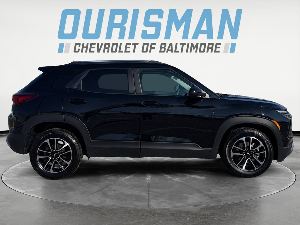 Used 2024 Chevrolet TrailBlazer LT image 7