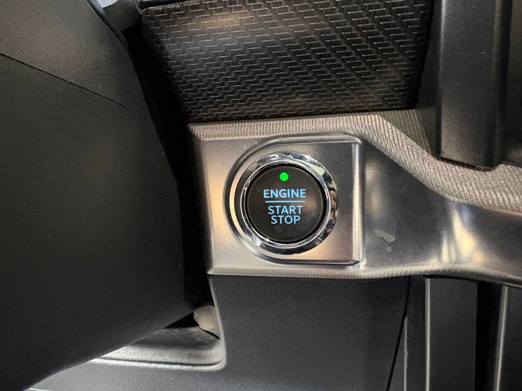 Certified 2022 Ford F150 Raptor w/ Equipment Group 801A High AWD/4WD image 21