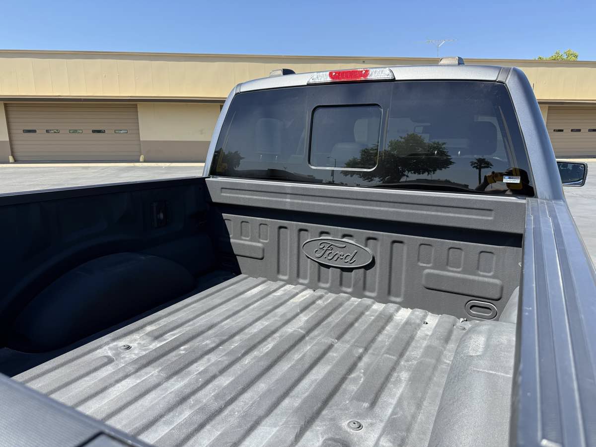 Used 2023 Ford F150 Lariat w/ FX4 Off-Road Package AWD/4WD image 11