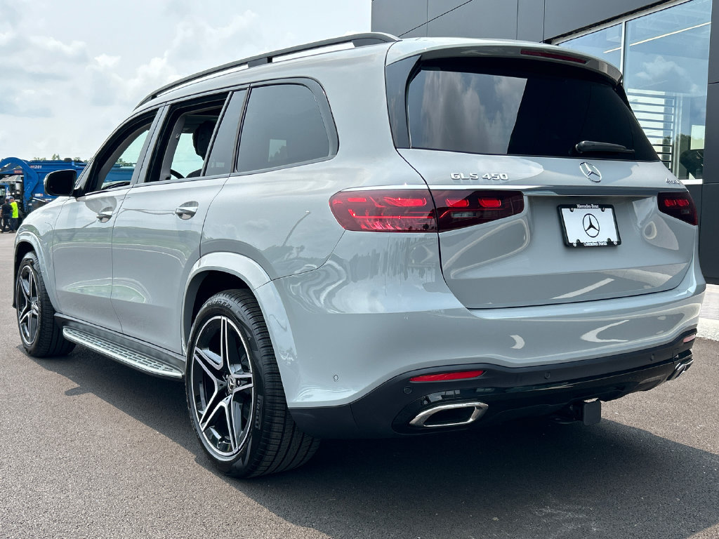New 2026 Mercedes-Benz GLS 450 4MATIC image 5