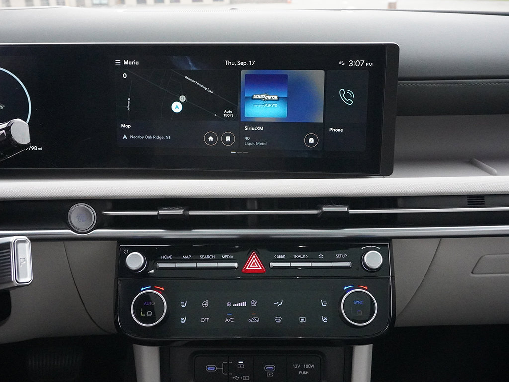 Used 2025 Hyundai Tucson Limited AWD/4WD image 56