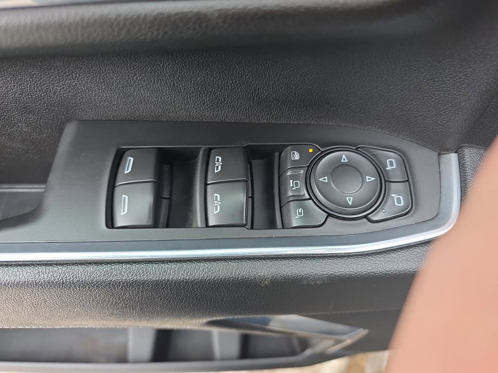 Certified 2024 Chevrolet Silverado 2500 LTZ w/ LTZ Convenience Package image 27