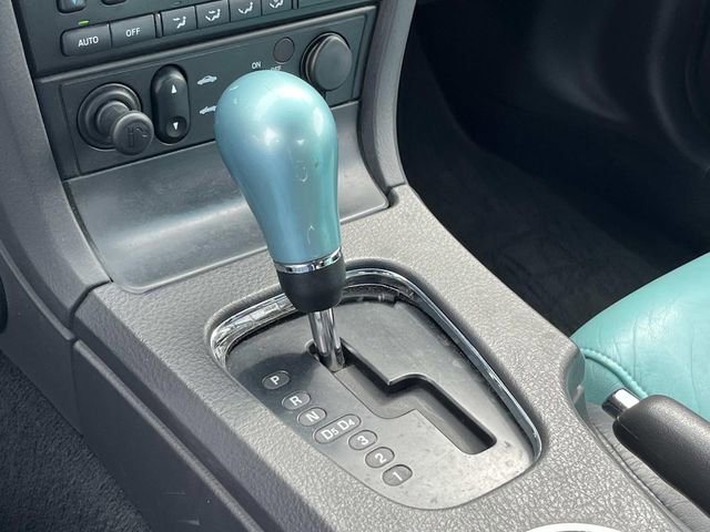 Used 2002 Ford Thunderbird image 21