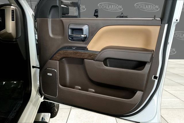 Used 2017 GMC Sierra 2500 Denali w/ Duramax Plus Package AWD/4WD image 13