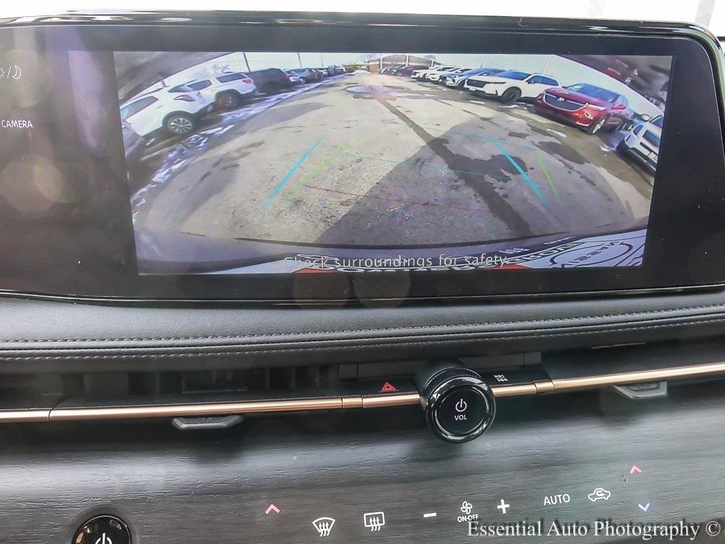 Used 2023 Nissan Ariya AWD image 18