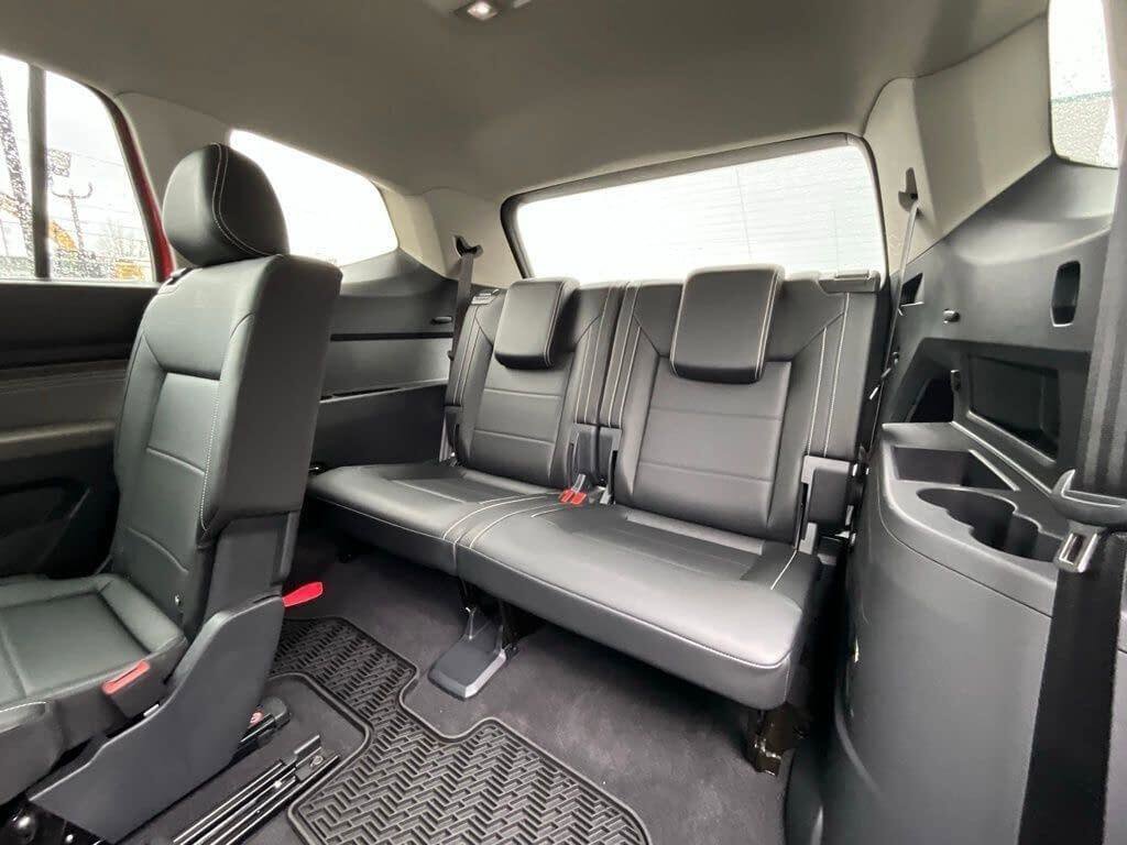 Used 2023 Volkswagen Atlas SE image 15