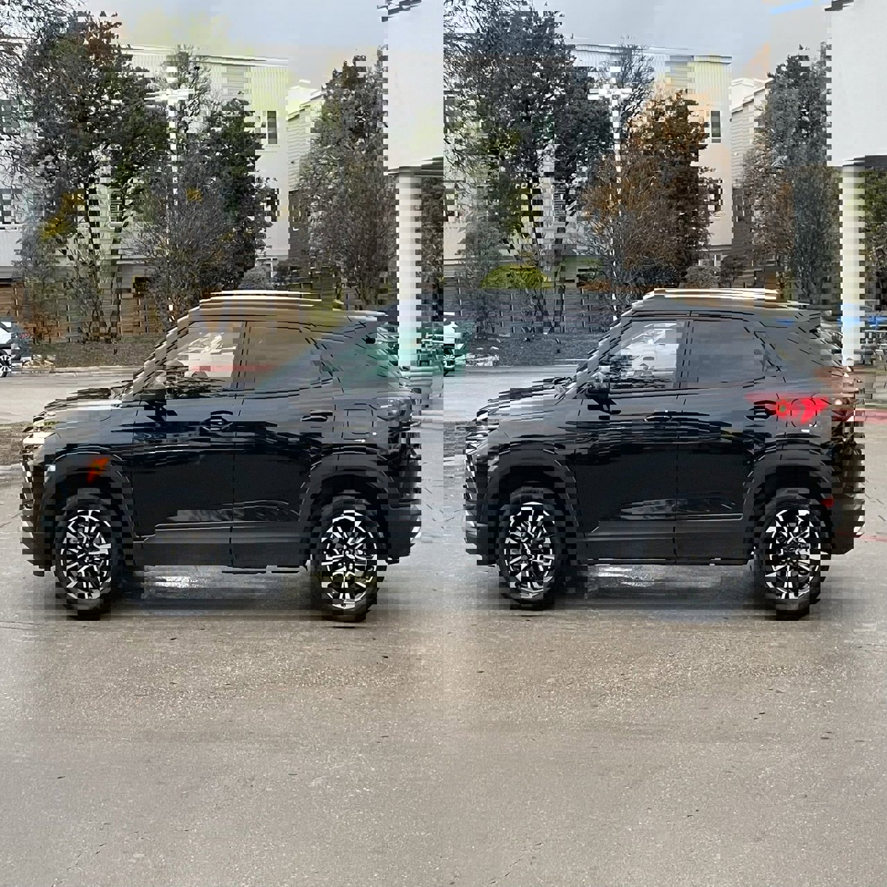 Certified 2025 Chevrolet TrailBlazer LT image 3