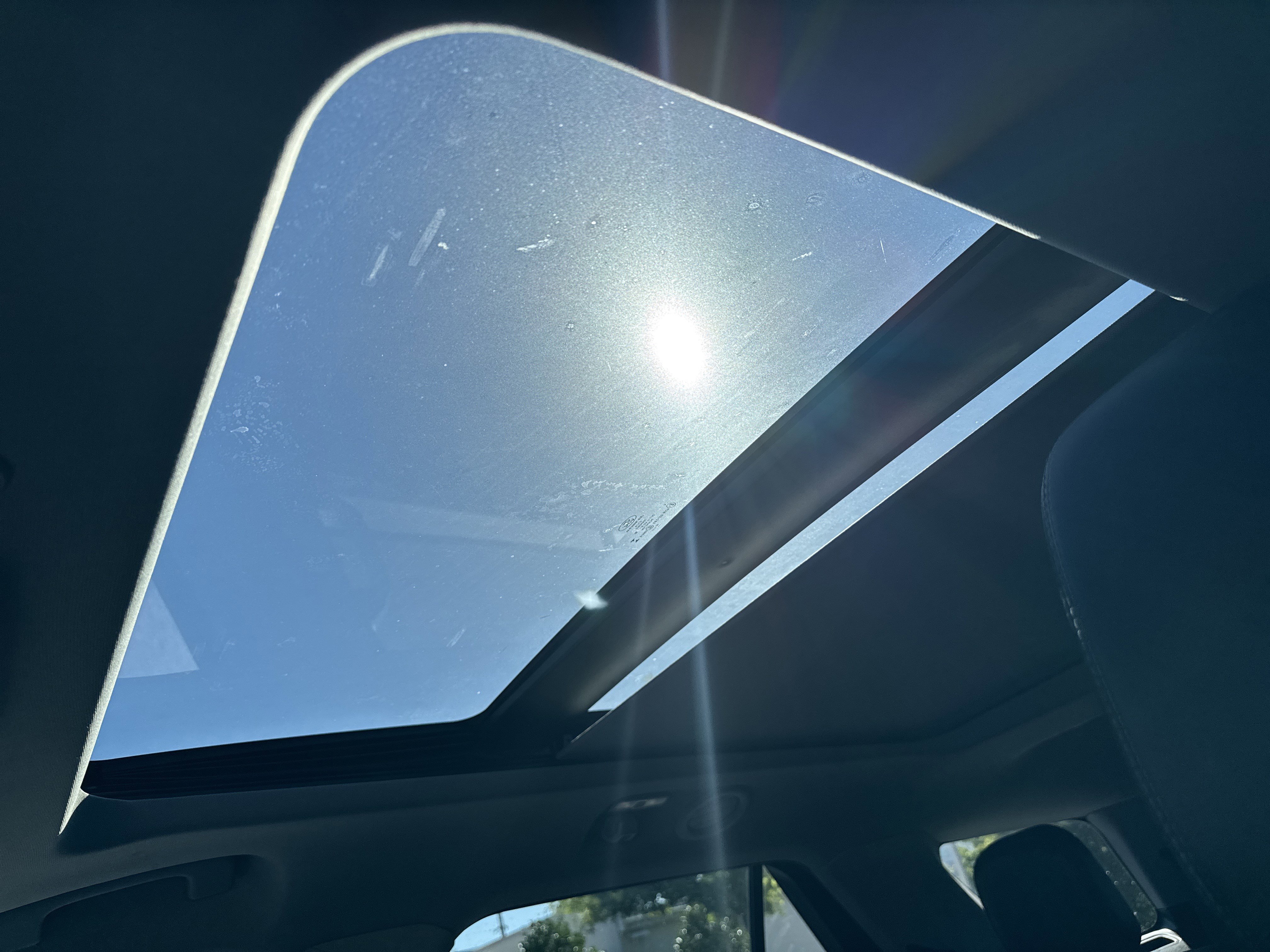 Used 2023 Ford Explorer XLT w/ Equipment Group 202A image 11