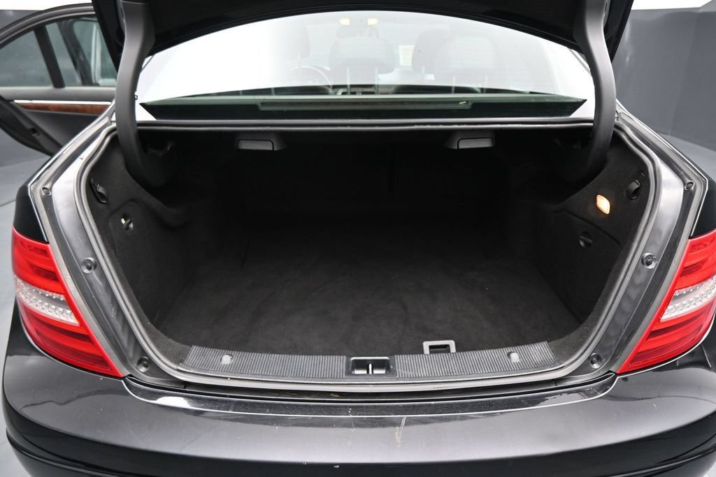 Used 2013 Mercedes-Benz C 300 4MATIC Sedan image 22