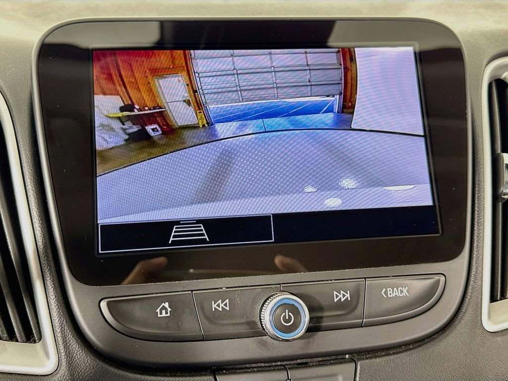 Used 2024 Chevrolet Malibu LT FWD image 31