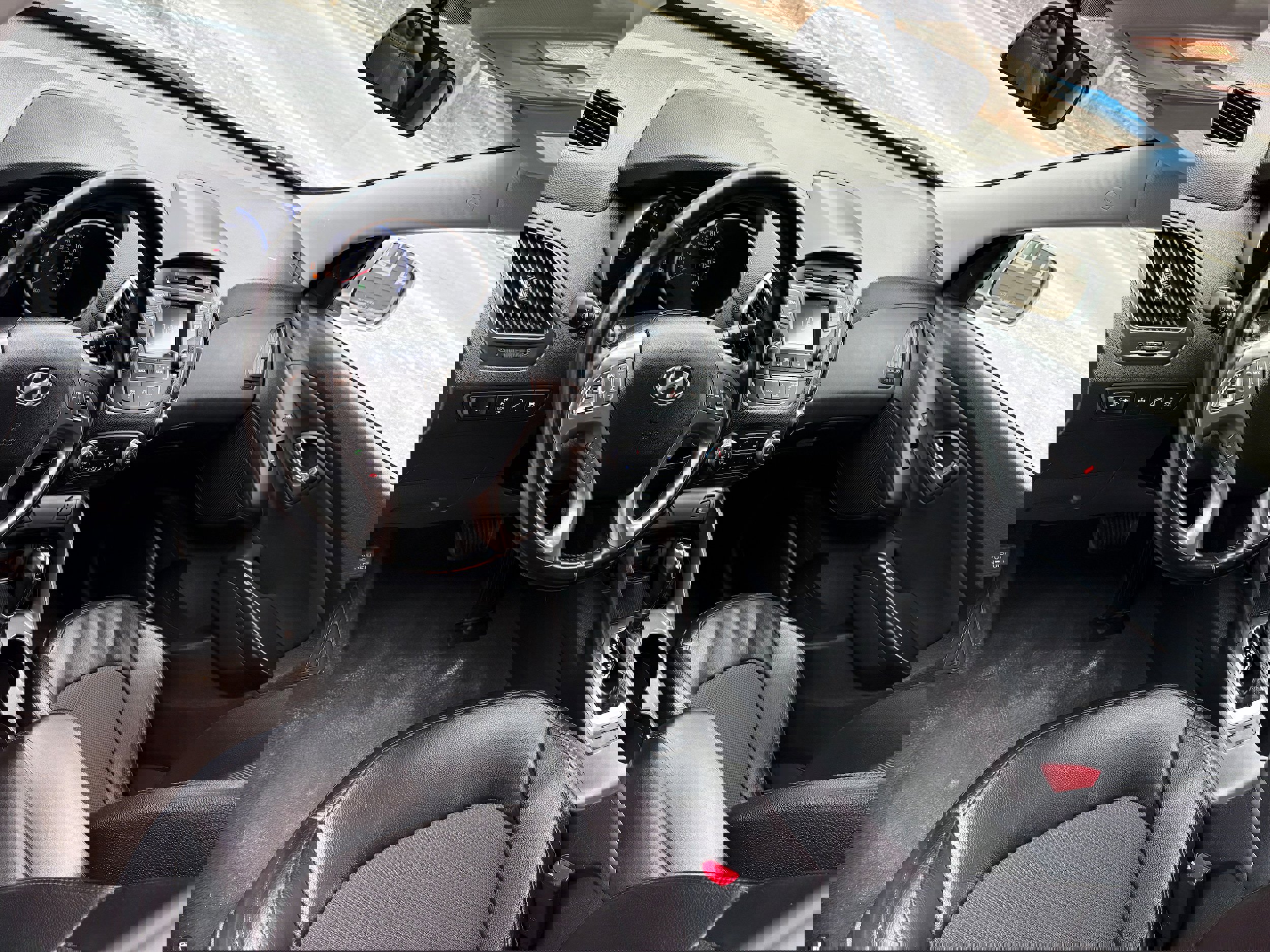 Used 2014 Hyundai Tucson SE image 11