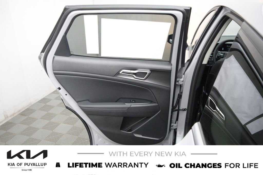 New 2026 Kia Sportage EX image 11