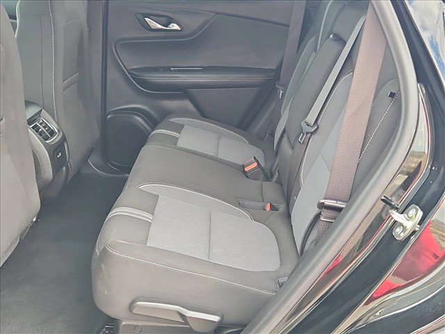 Used 2026 Chevrolet Blazer LT FWD image 17