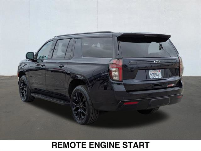 Used 2023 Chevrolet Suburban RST w/ Luxury Package image 3