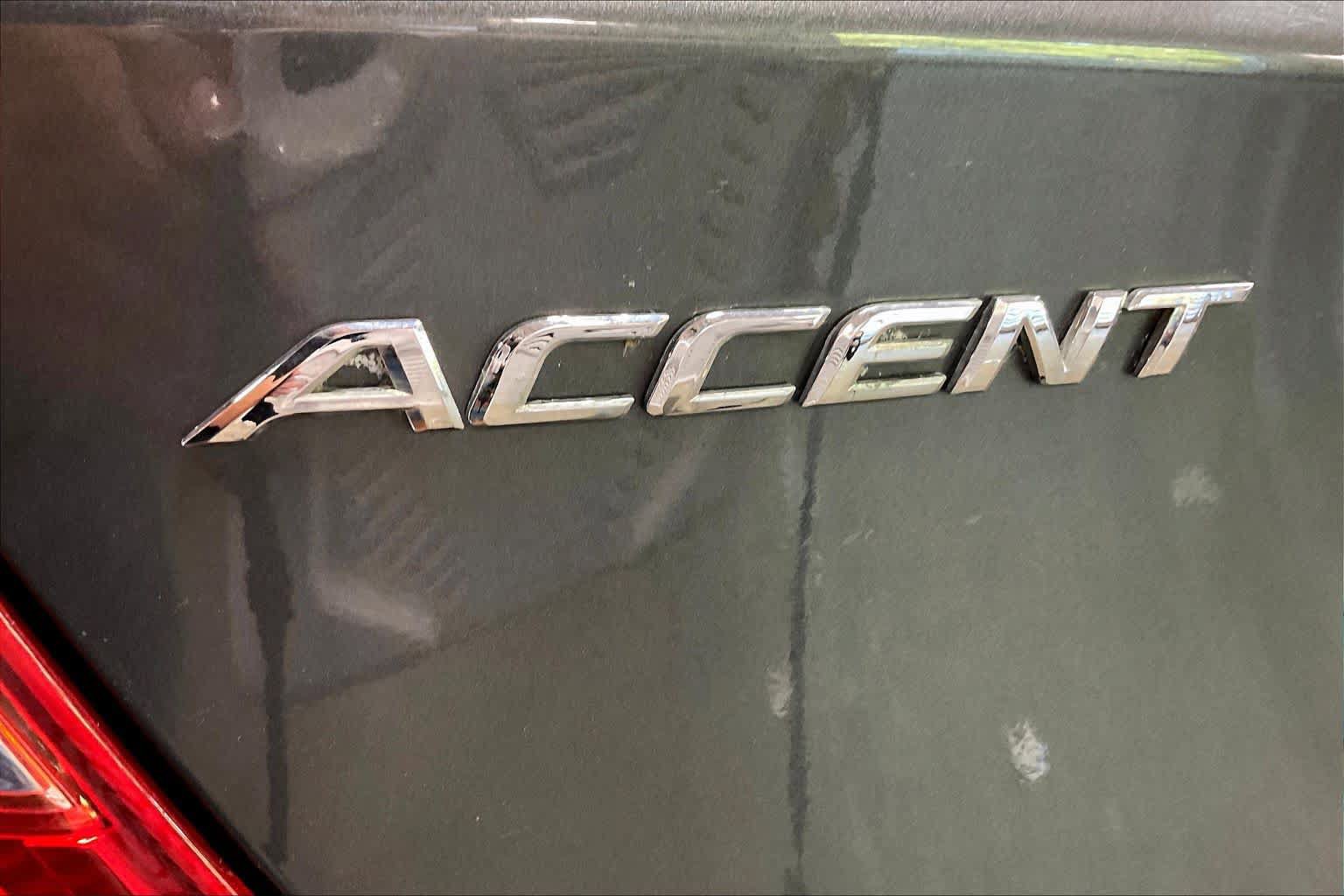 Used 2012 Hyundai Accent GS FWD image 30