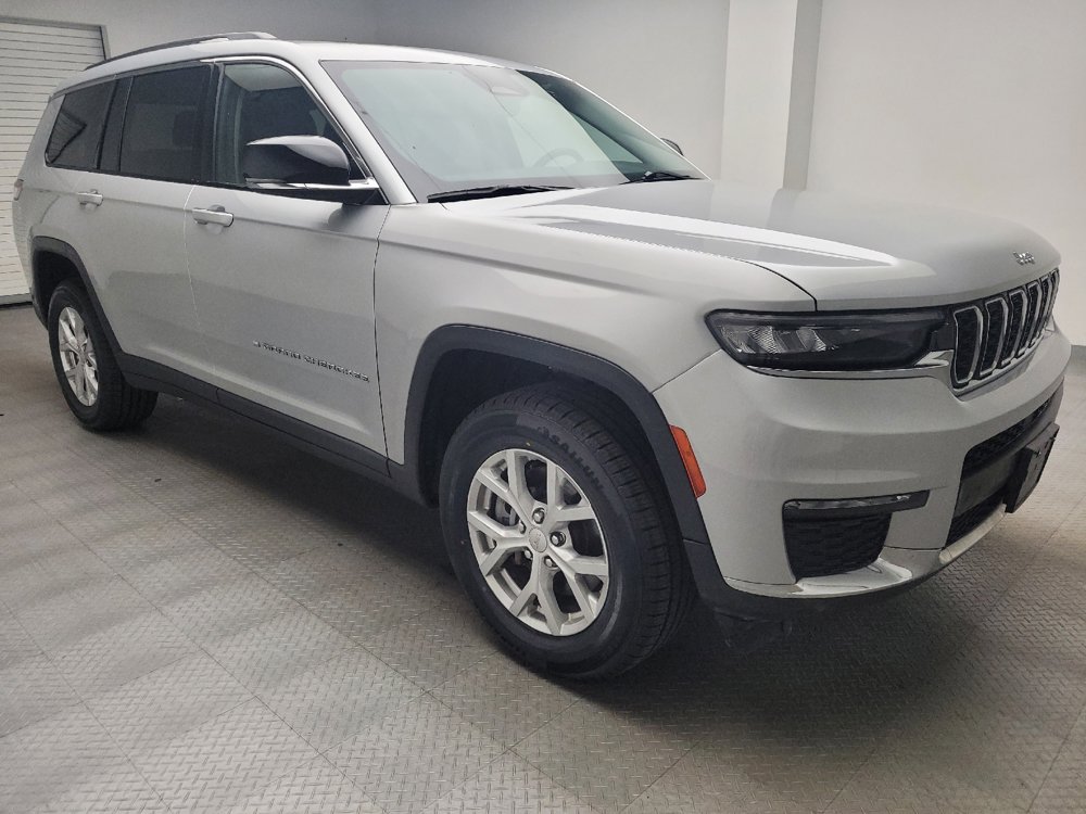 Used 2023 Jeep Grand Cherokee L Limited AWD/4WD image 11