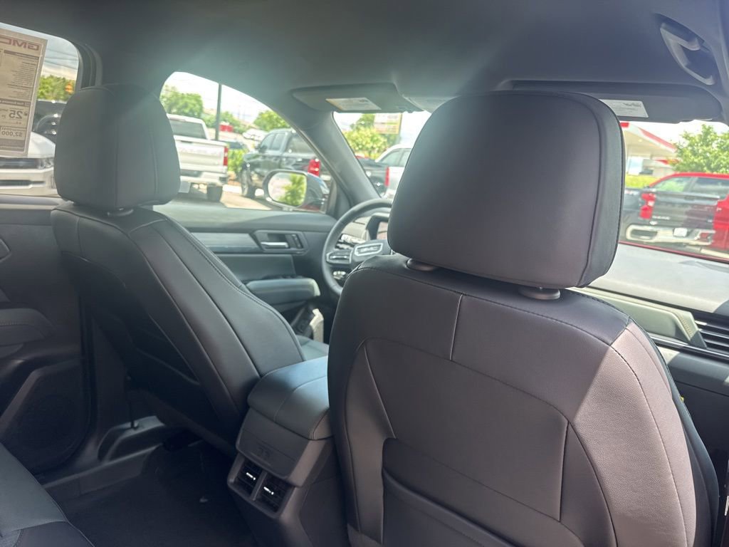 New 2026 GMC Terrain AT4 image 28