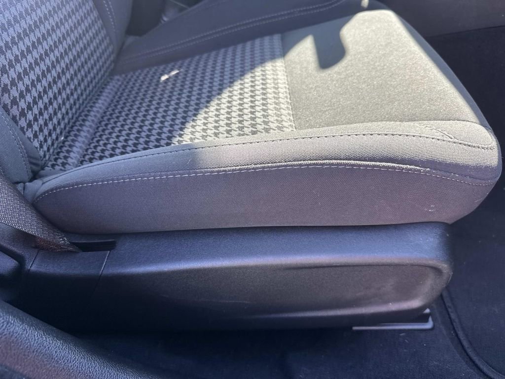 Used 2023 Dodge Charger SXT image 12