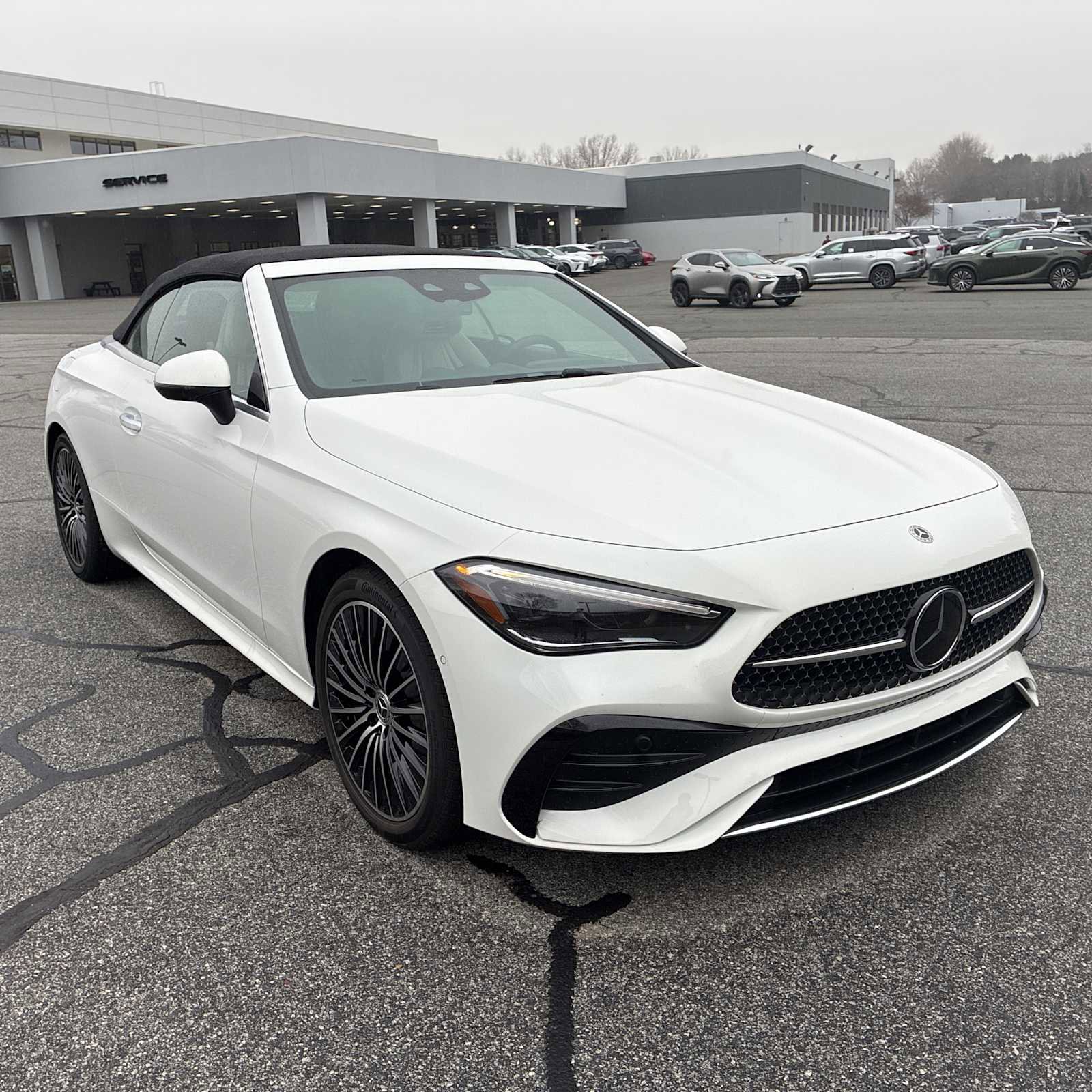 Used 2024 Mercedes-Benz CLE 300 4MATIC Cabriolet image 2