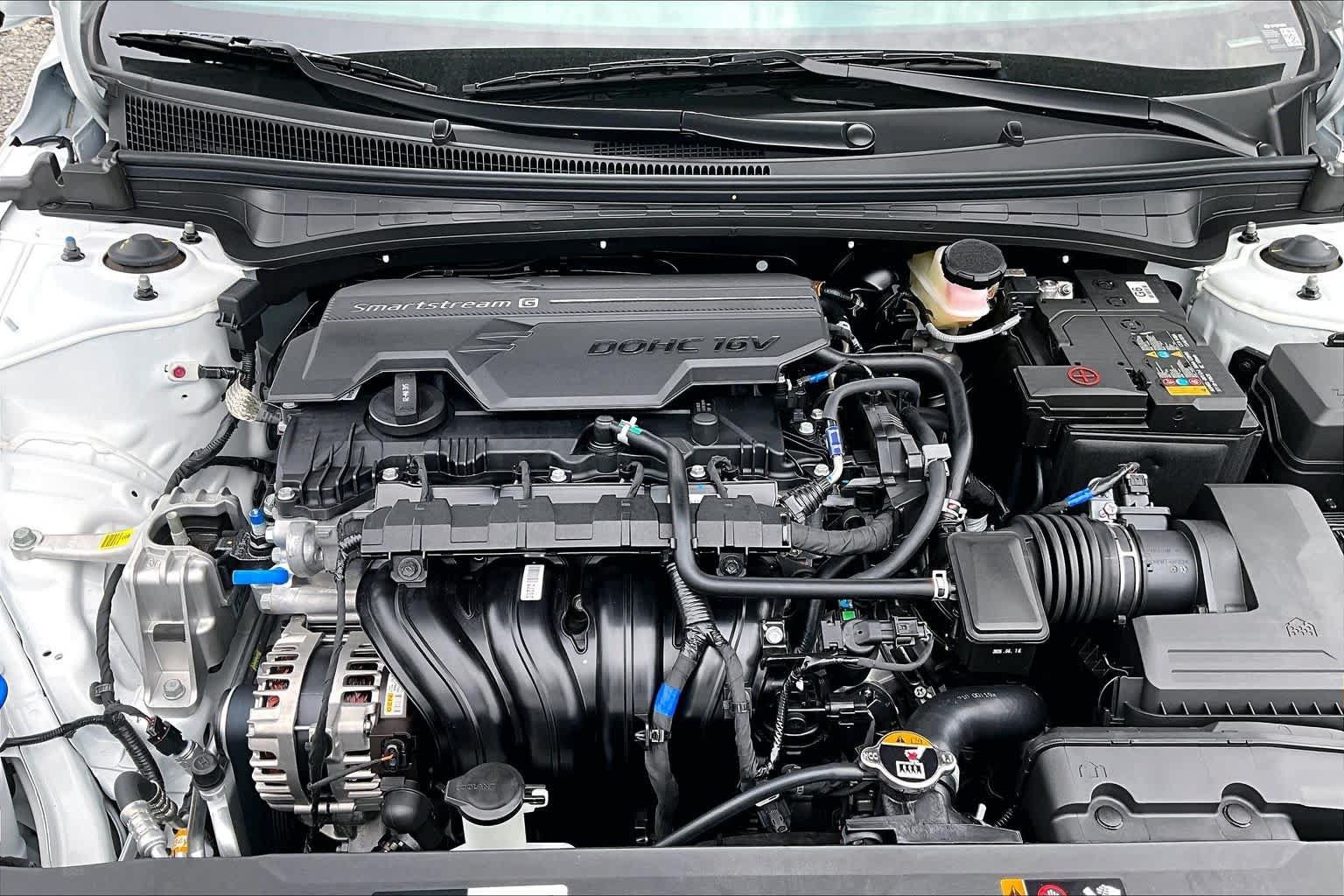 New 2026 Hyundai Elantra SEL Sport FWD image 16