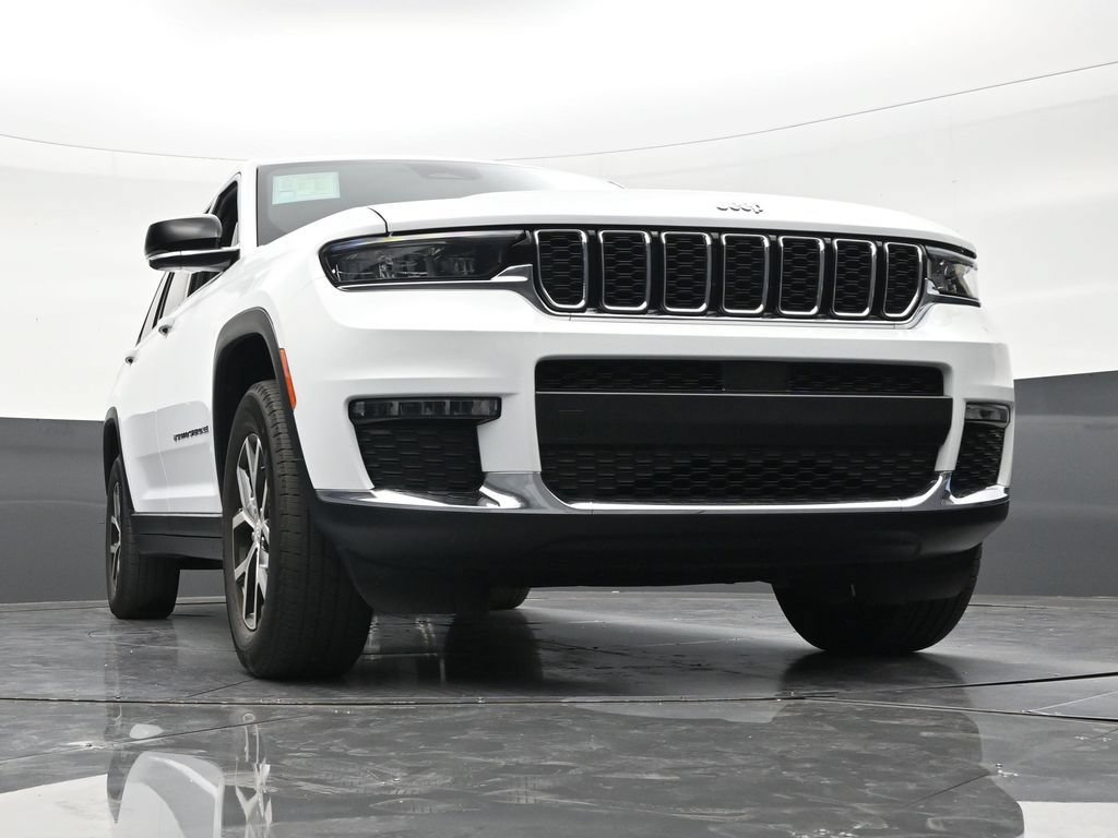 Used 2023 Jeep Grand Cherokee L Limited w/ Luxury Tech Group II AWD/4WD image 26