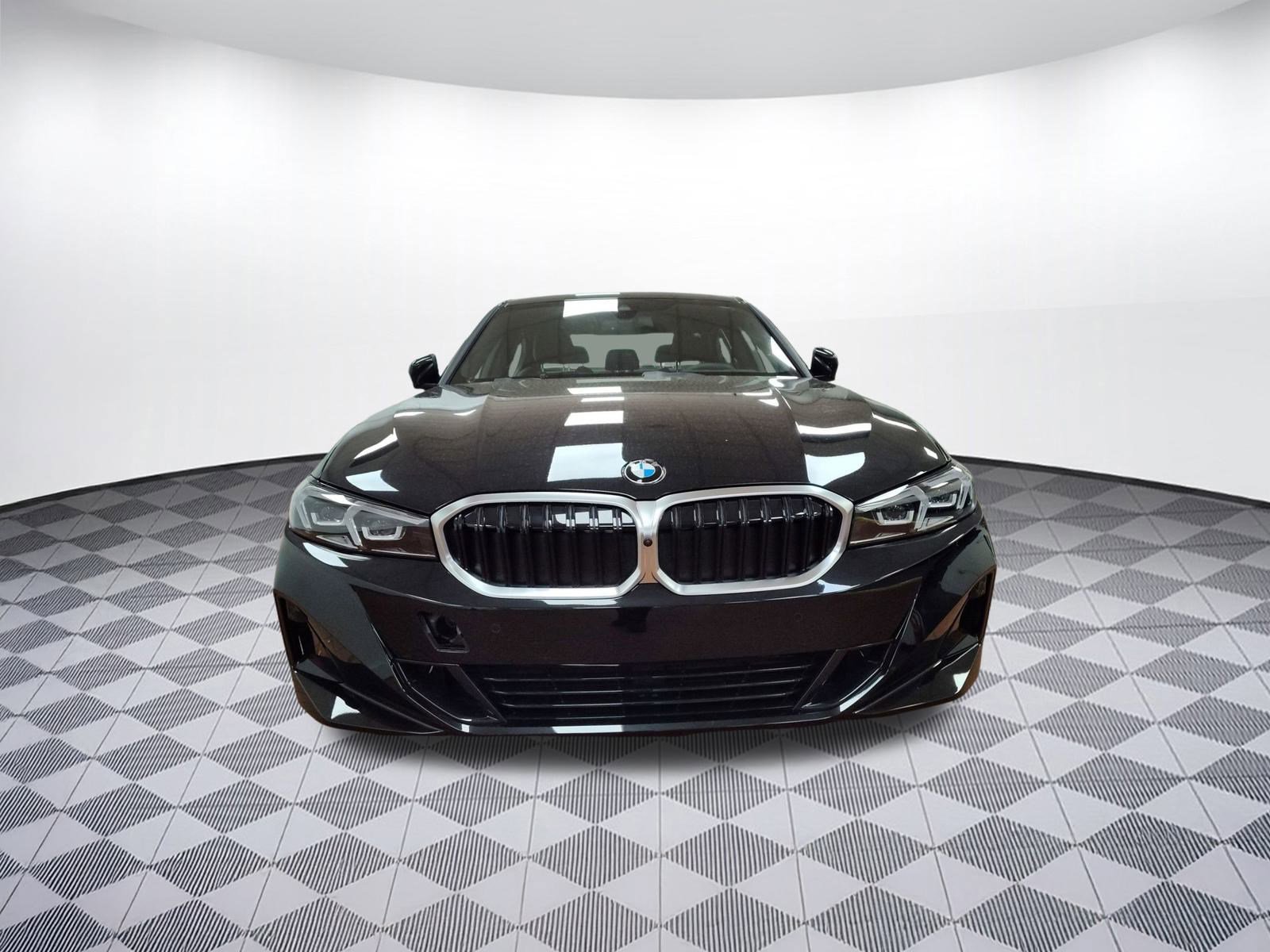 Used 2026 BMW 330i xDrive Sedan w/ Premium Package image 5