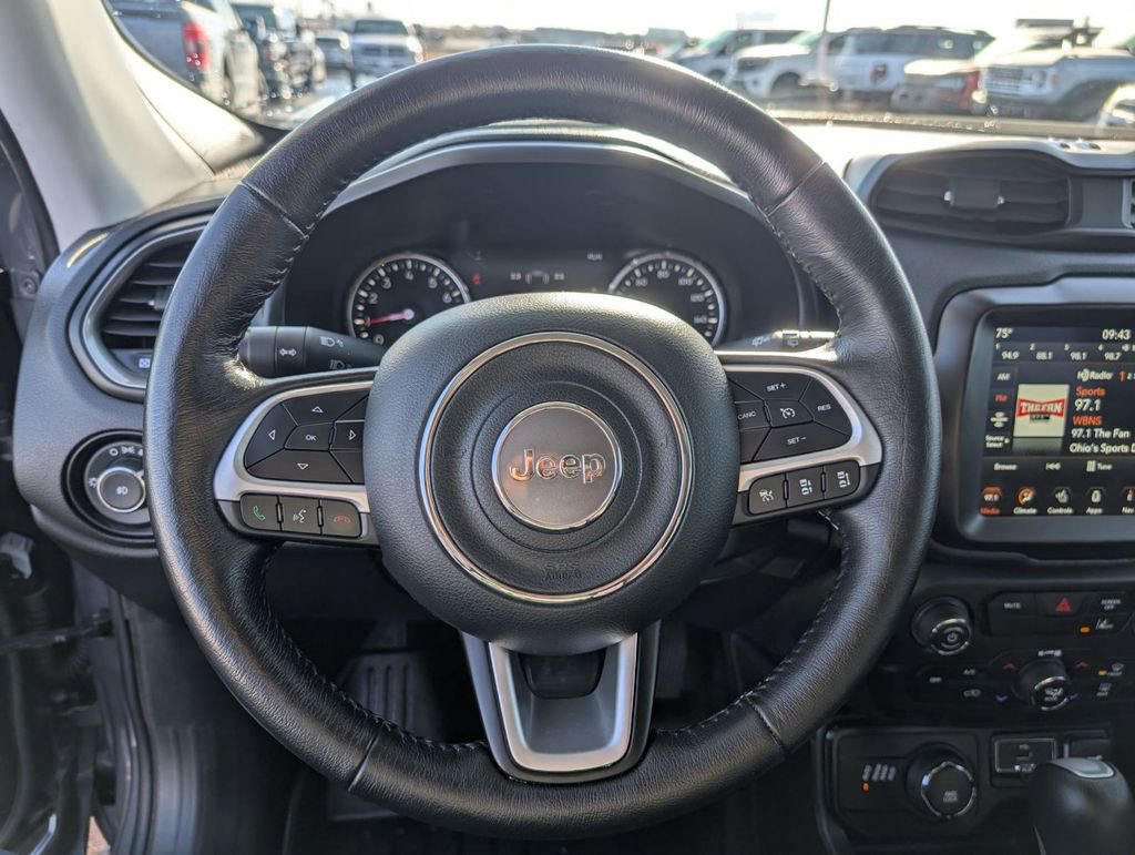 Used 2023 Jeep Renegade Limited image 27