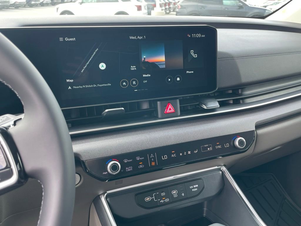 New 2026 Kia Carnival EX image 15