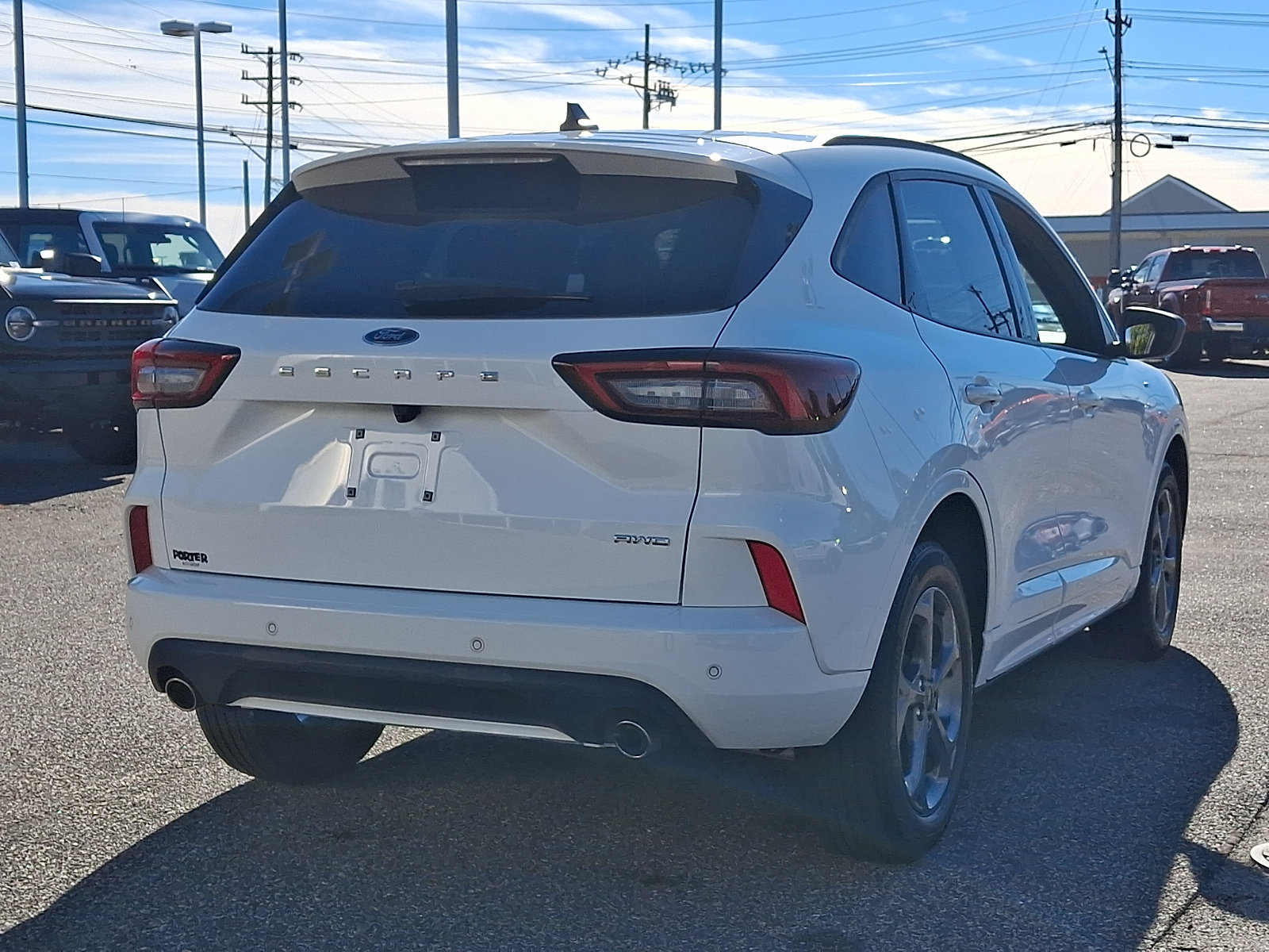 Used 2023 Ford Escape ST-Line w/ Tech Pack #1 AWD/4WD image 10