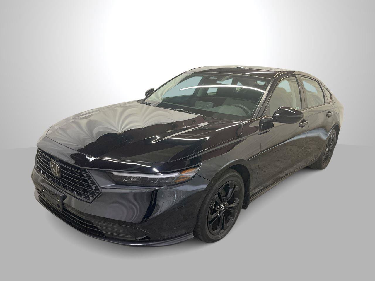 Used 2025 Honda Accord SE image 1