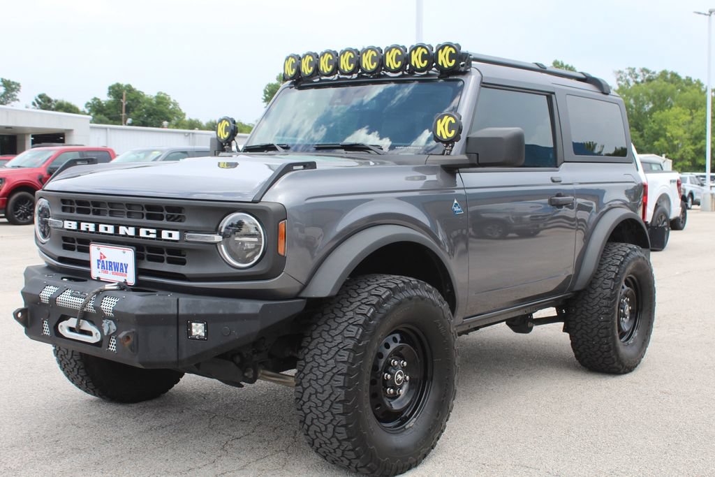 Used 2021 Ford Bronco Black Diamond AWD/4WD image 3