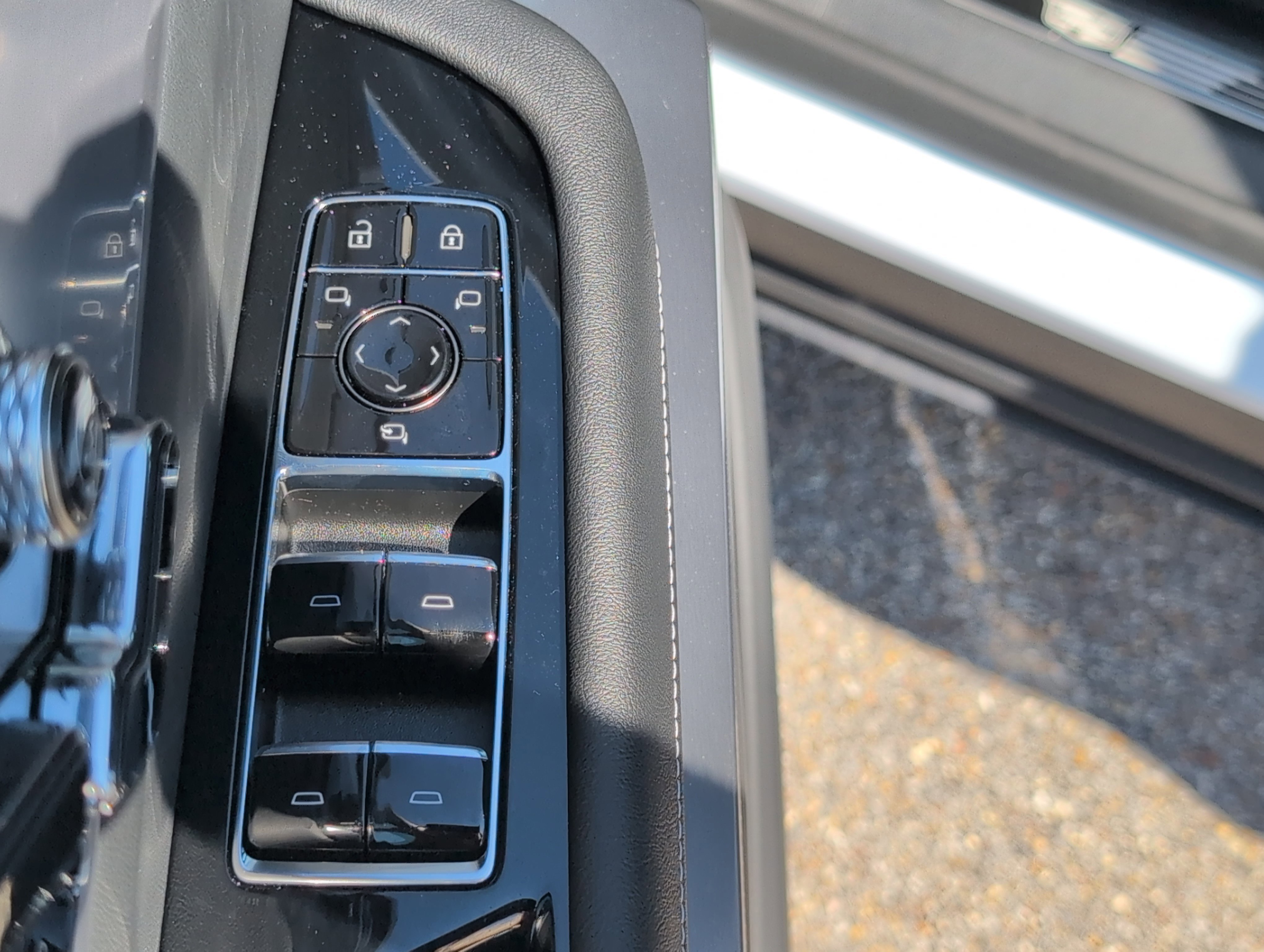 New 2026 Cadillac Vistiq Sport image 11