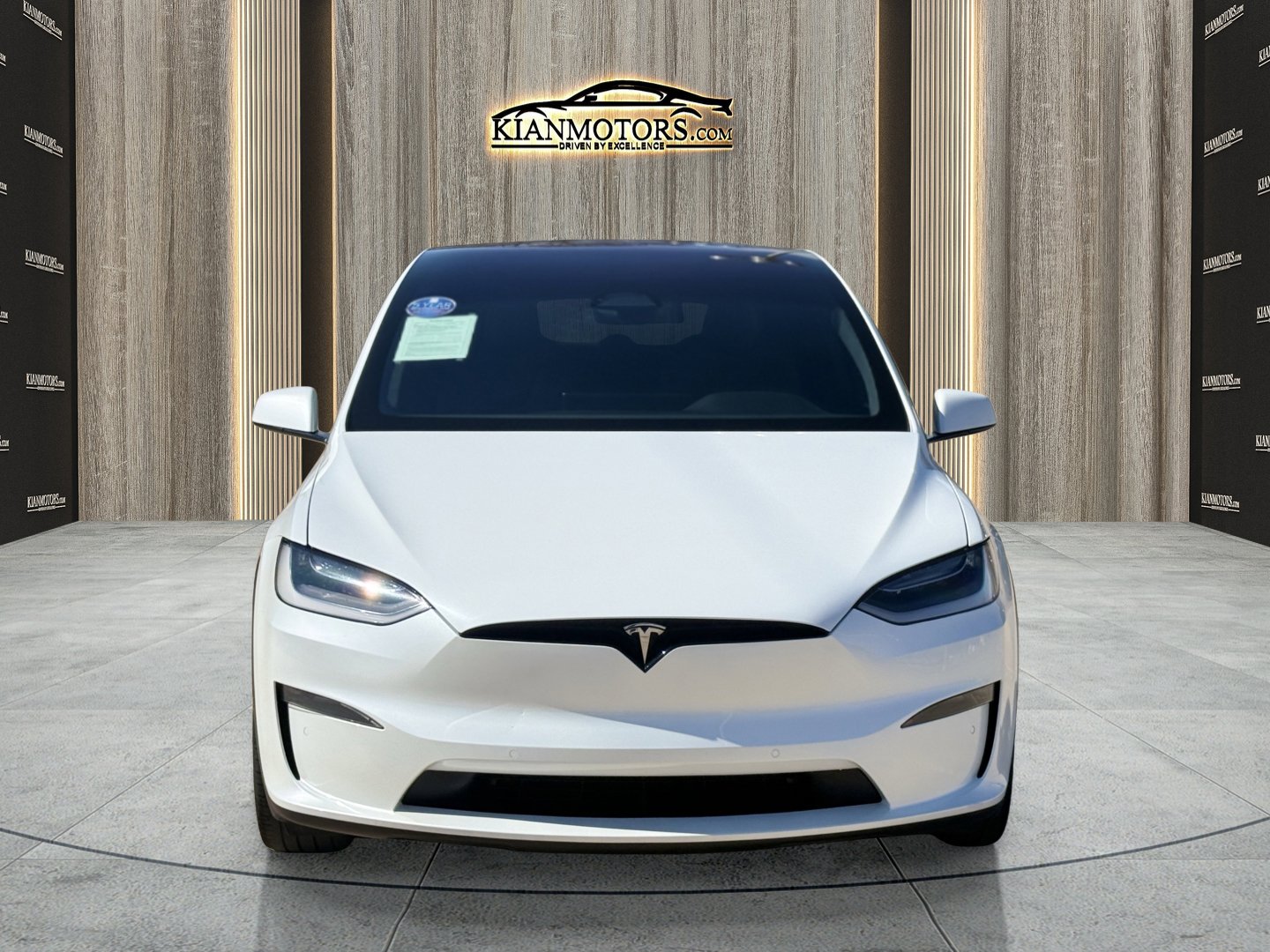 Used 2023 Tesla Model X AWD/4WD image 2