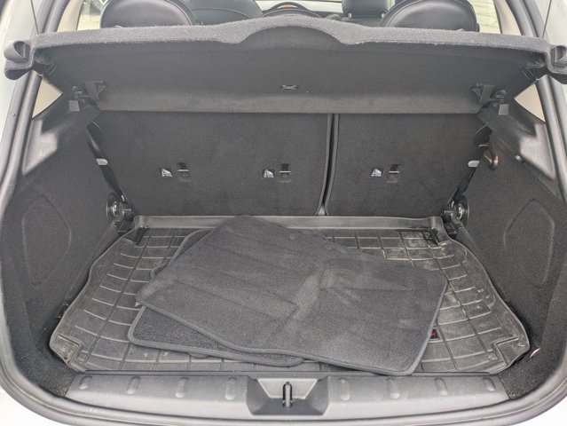 Used 2022 MINI Cooper S image 6