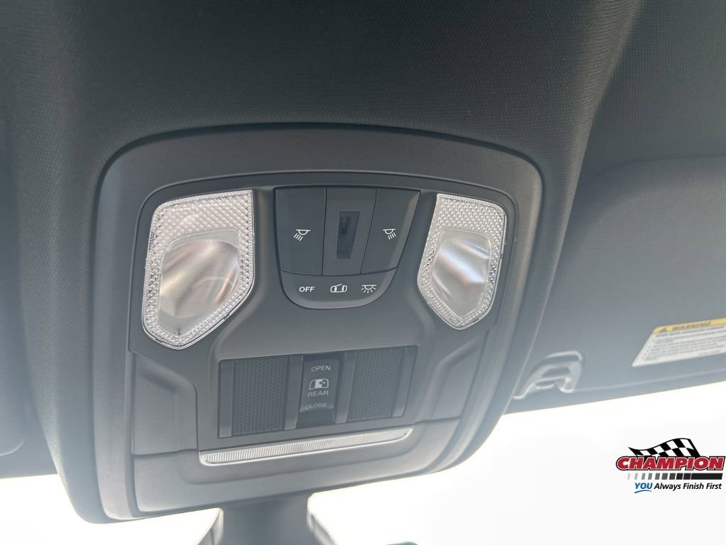 Used 2021 RAM 1500 Big Horn image 22