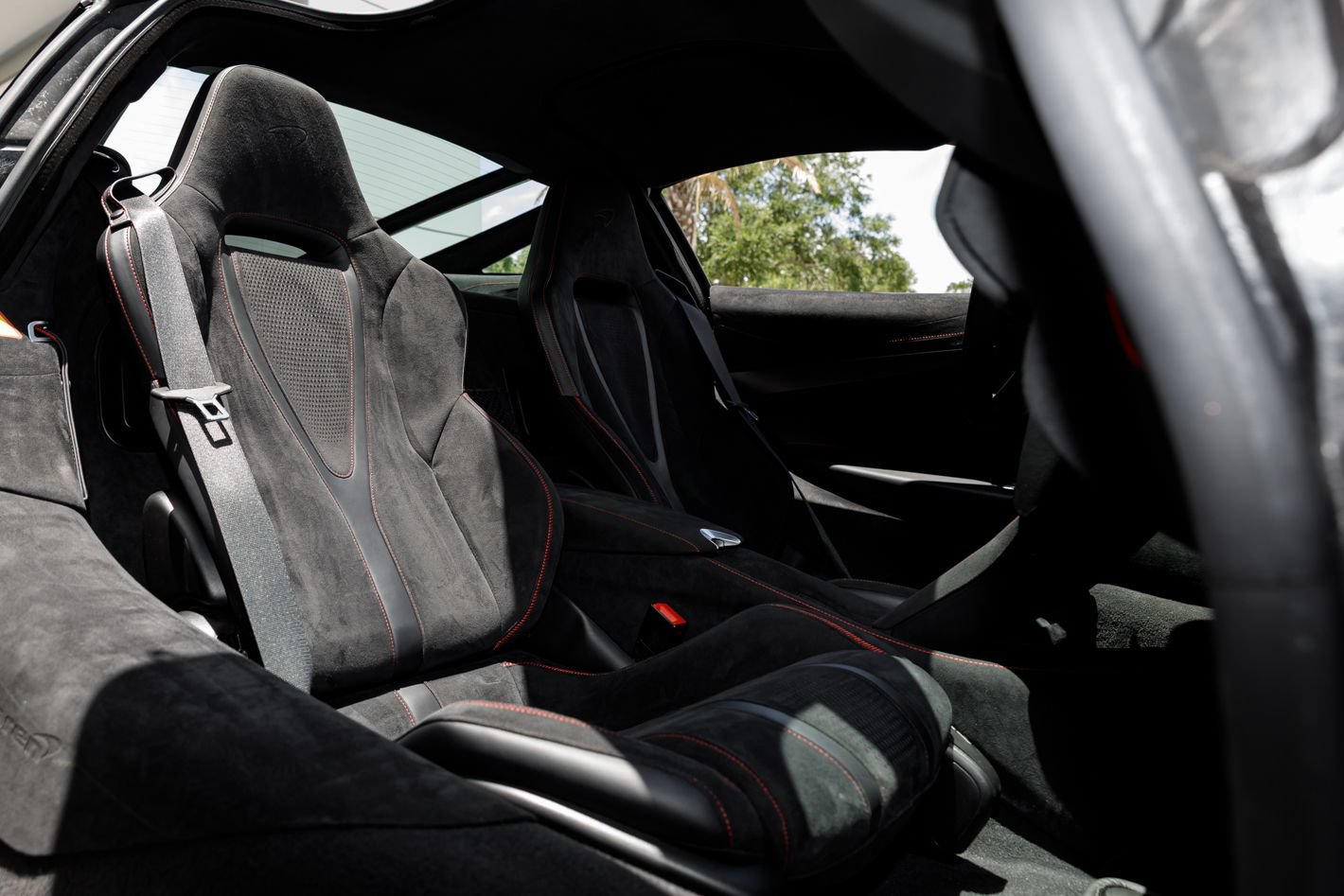 Used 2025 McLaren 750S RWD image 61