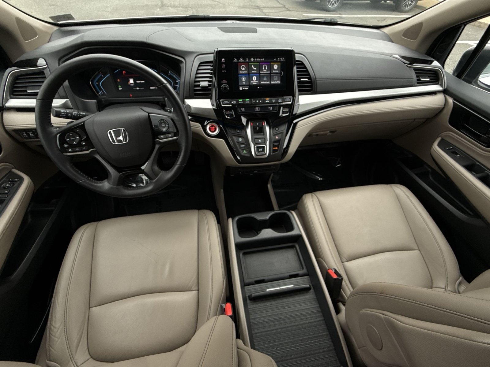 Used 2023 Honda Odyssey Touring image 23