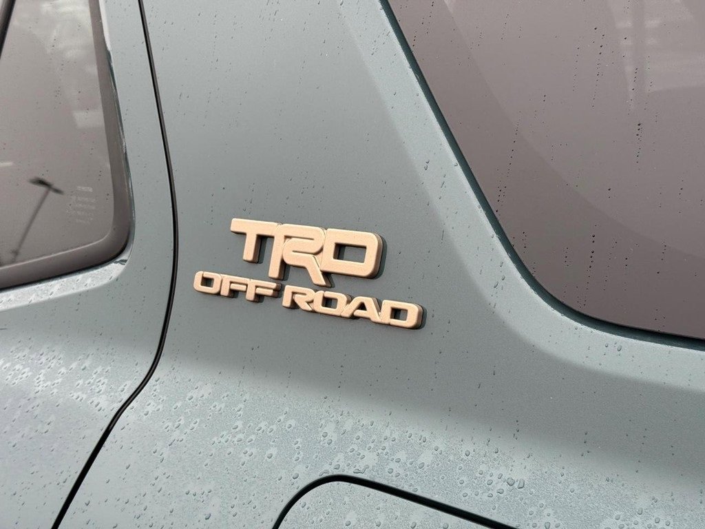 Used 2025 Toyota 4Runner TRD Off-Road Premium image 9