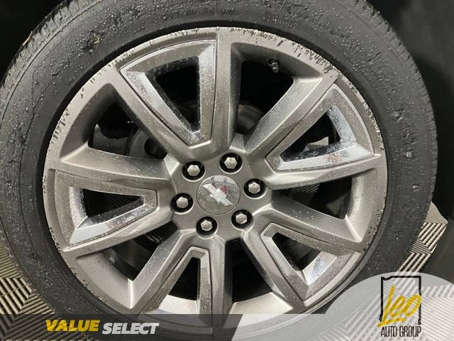 Used 2017 Chevrolet Suburban Premier AWD/4WD image 22
