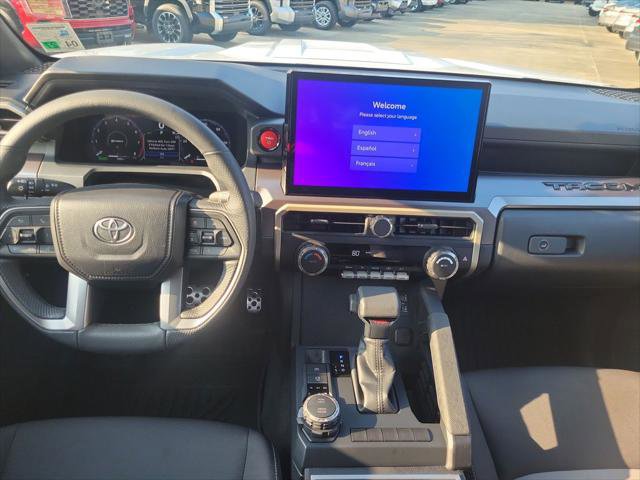 Certified 2025 Toyota Tacoma TRD Sport image 17