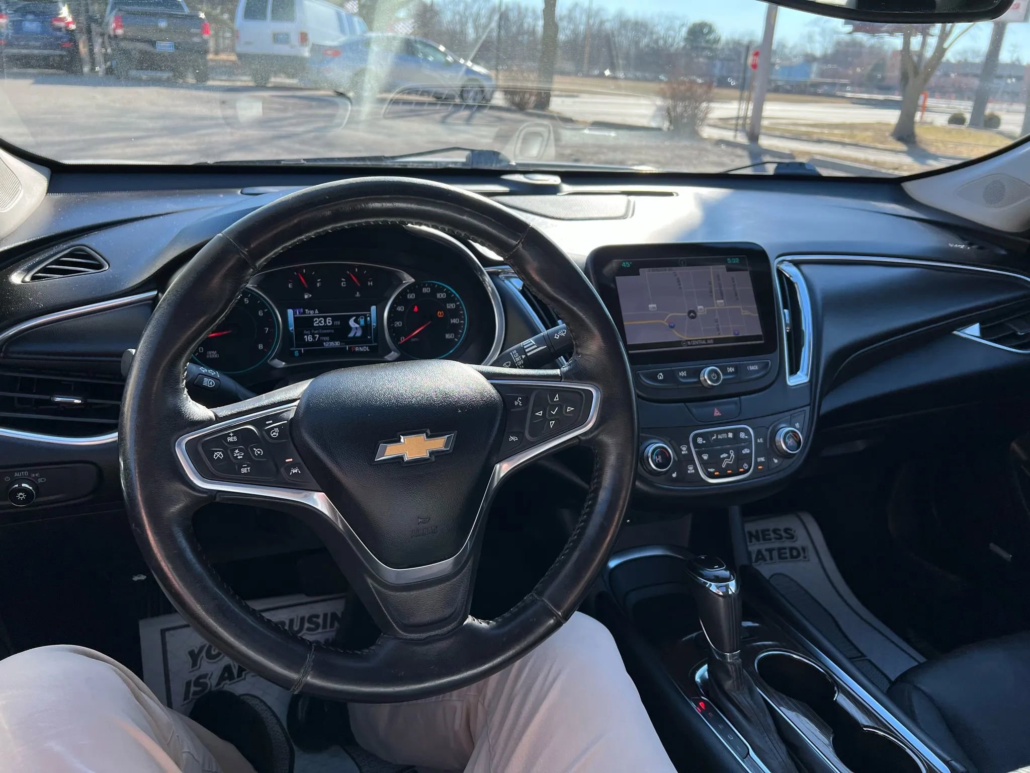 Used 2016 Chevrolet Malibu Premier w/ Driver Confidence Package image 22