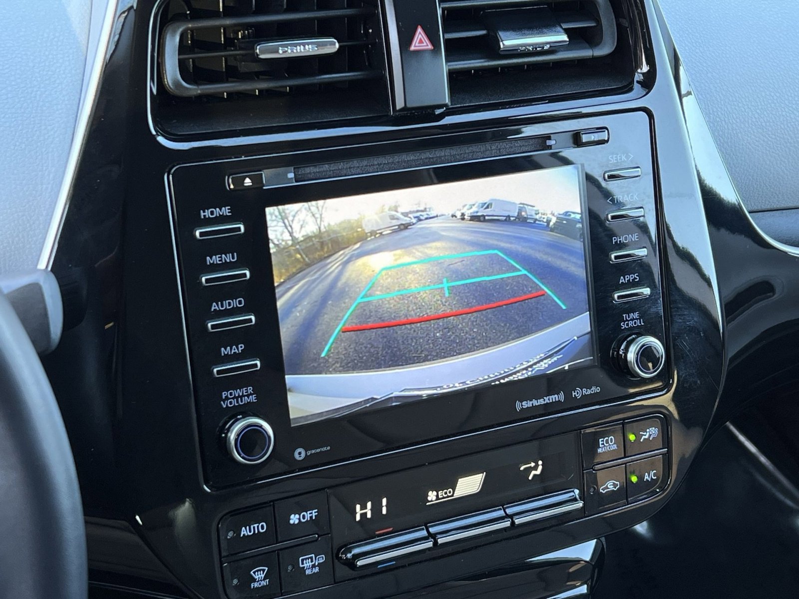 Used 2022 Toyota Prius Prime LE image 17